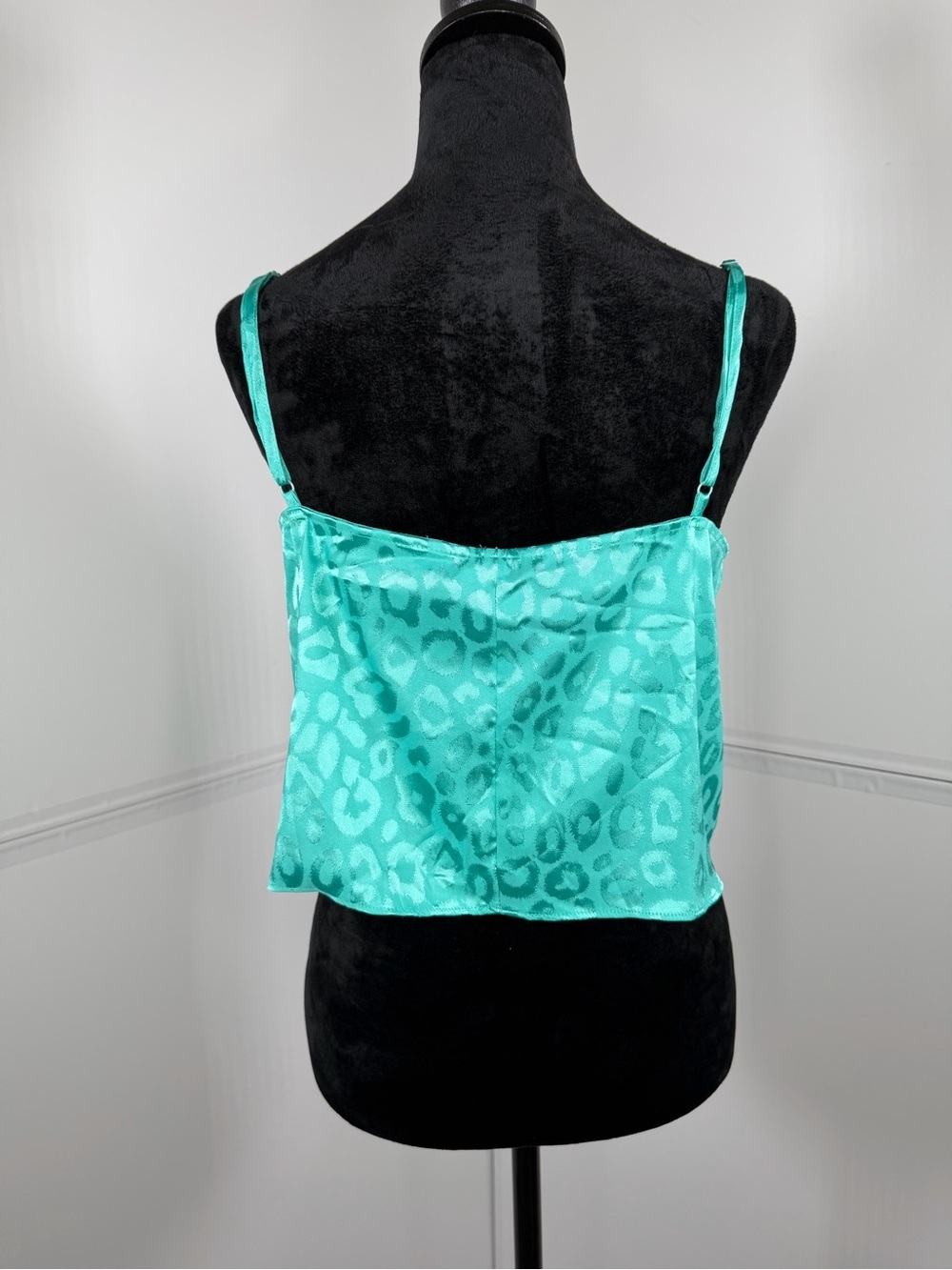 NWT Glam Turquoise Leopard Jacquard Tie Front Cami Top Size Small - Picture 4 of 6